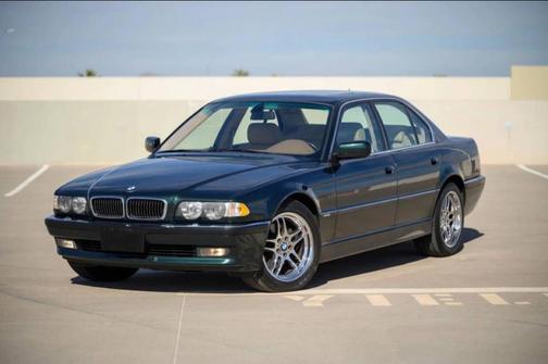 2001 BMW 740 740i 4dr Sedan