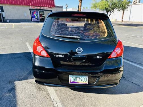2012 Nissan Versa 1.8 SL