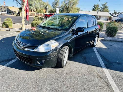 2012 Nissan Versa 1.8 SL