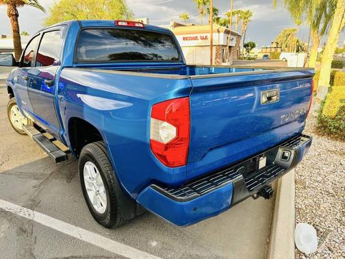 2018 Toyota Tundra SR5