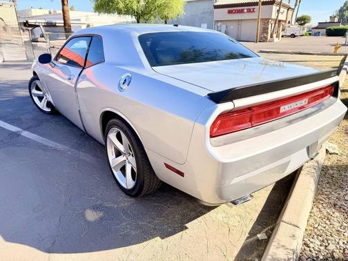 2009 Dodge Challenger SRT8