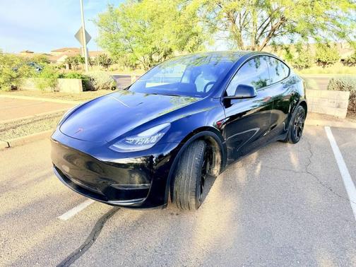 2021 Tesla Model Y Long Range Dual Motor All-Wheel Drive