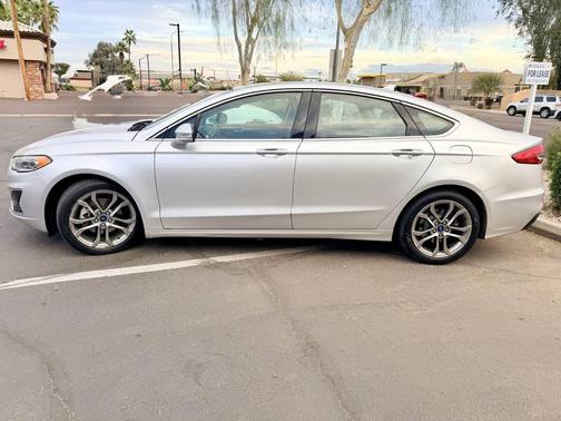 2019 Ford Fusion SEL