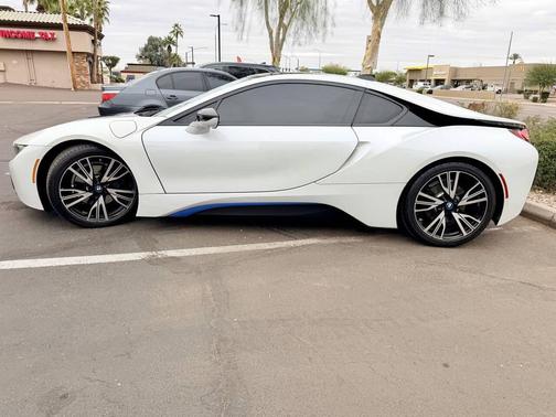 2015 BMW i8 Base AWD 2dr Coupe