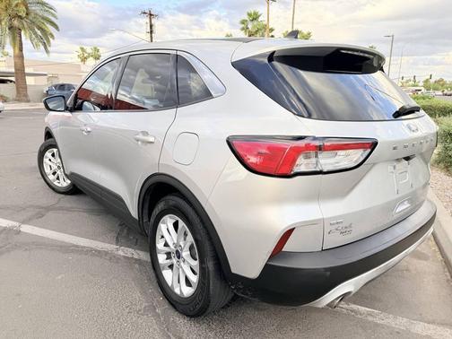 Silver 2020 Ford Escape SE