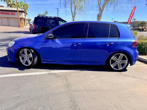 2012 Volkswagen Golf R 4-Door