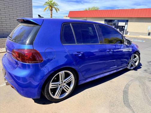 2012 Volkswagen Golf R 4-Door