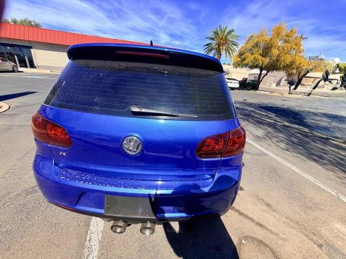 2012 Volkswagen Golf R 4-Door
