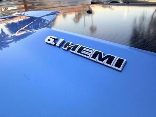 2010 Dodge Challenger SRT8