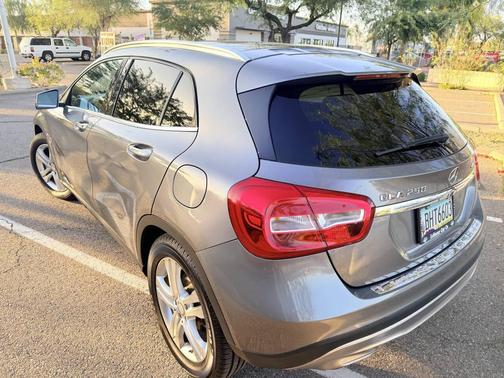 2015 Mercedes-Benz GLA-Class 4MATIC