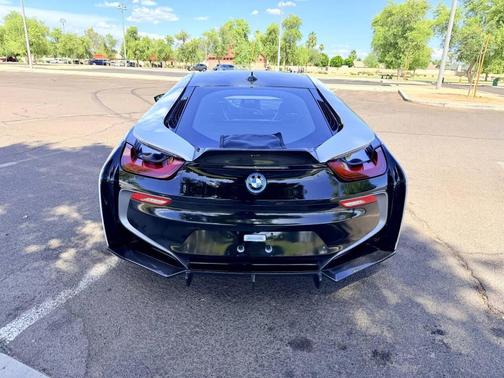 White 2016 BMW i8 Base AWD 2dr Coupe