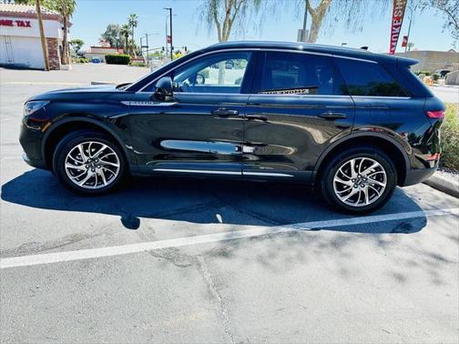 2020 Lincoln Corsair Standard