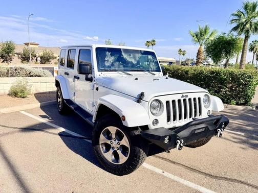 White 2017 Jeep Wrangler Unlimited Sahara