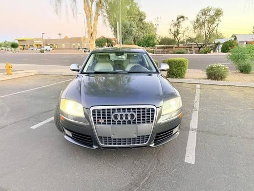 2008 Audi S8 5.2