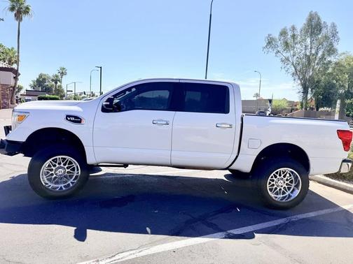White 2017 Nissan Titan SV