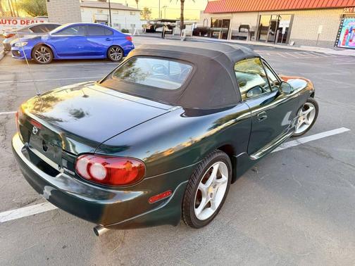 2001 Mazda MX-5 Miata LS