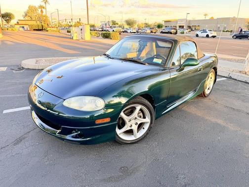 2001 Mazda MX-5 Miata LS