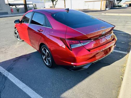 2022 Hyundai ELANTRA Limited
