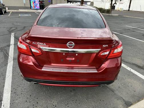 2016 Nissan Altima 2.5 SR