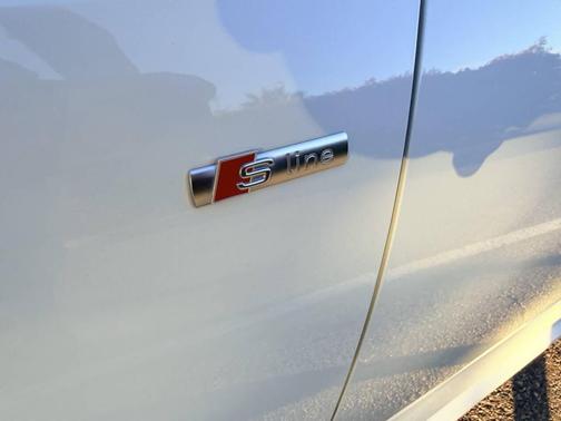 2018 Audi A4 2.0T Premium Plus