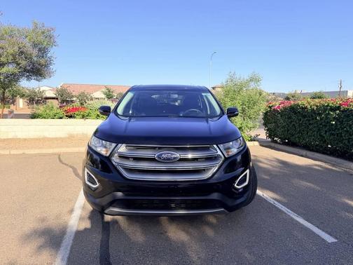 Black 2017 Ford Edge Titanium