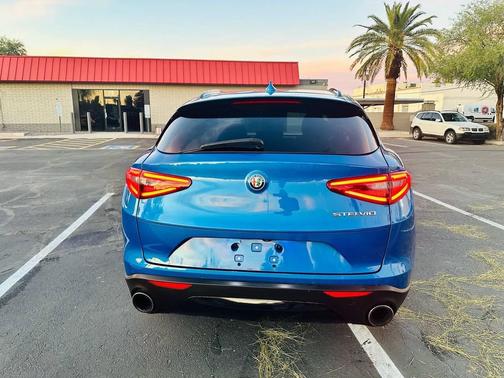 2019 Alfa Romeo Stelvio Sport