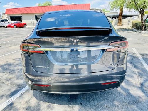 2018 Tesla Model X 75D