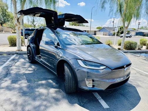 2018 Tesla Model X 75D