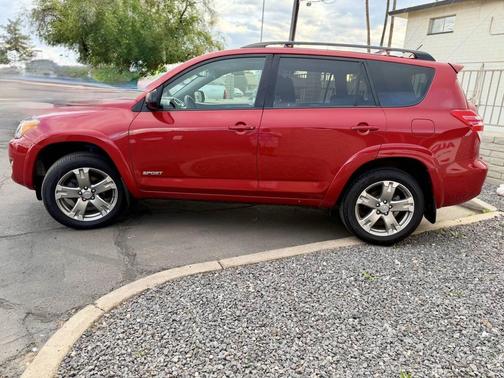 2011 Toyota RAV4 Sport