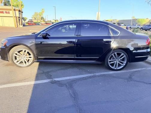 Black 2019 Volkswagen Passat 2.0T R-Line
