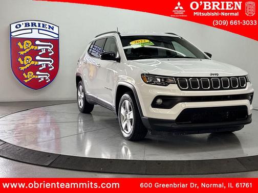 Bright White Clearcoat 2022 Jeep Compass Latitude