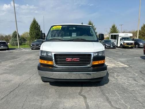 2023 GMC Savana 2500 Work Van
