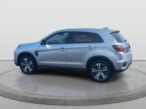 Alloy Silver Metallic 2026 Mitsubishi Outlander Sport 2.0 ES
