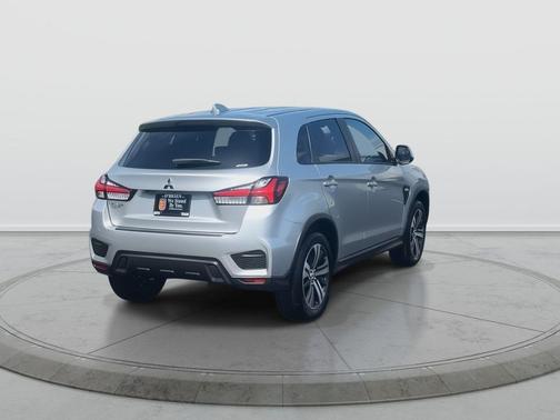 Alloy Silver Metallic 2026 Mitsubishi Outlander Sport 2.0 ES