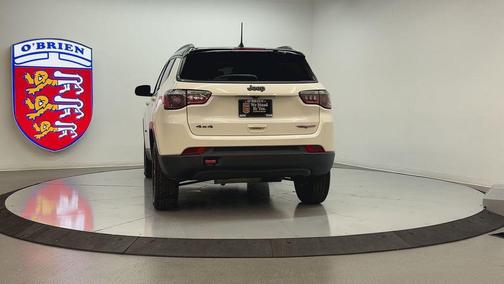 White Clearcoat 2018 Jeep Compass Trailhawk