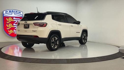 White Clearcoat 2018 Jeep Compass Trailhawk