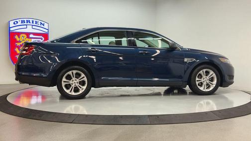 2016 Ford Taurus SE