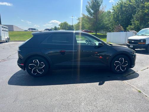 Abyss Black 2024 Hyundai IONIQ 5 SEL