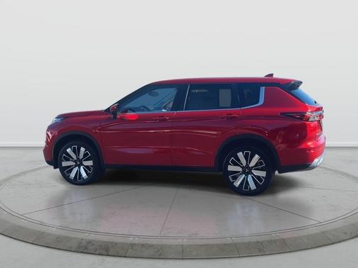 Red Diamond 2026 Mitsubishi Outlander SE S-AWC