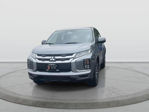 Mercury Gray Metallic 2026 Mitsubishi Outlander Sport 2.0 ES