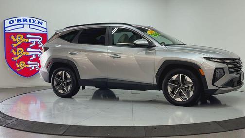 Shimmering Silver 2025 Hyundai TUCSON SEL
