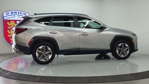 Shimmering Silver 2025 Hyundai TUCSON SEL