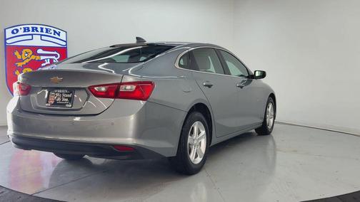 Sterling Gray Metallic 2025 Chevrolet Malibu 1LS