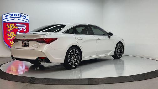 2019 Toyota Avalon Touring