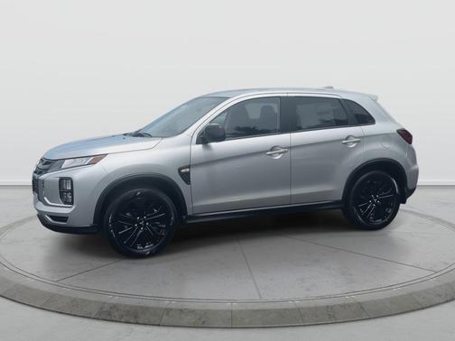 Alloy Silver Metallic 2026 Mitsubishi Outlander Sport 2.0 LE