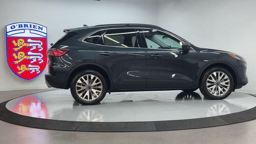 2022 Ford Escape Titanium