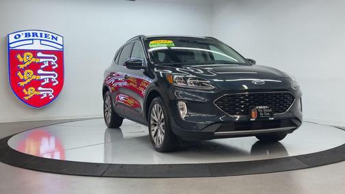 2022 Ford Escape Titanium