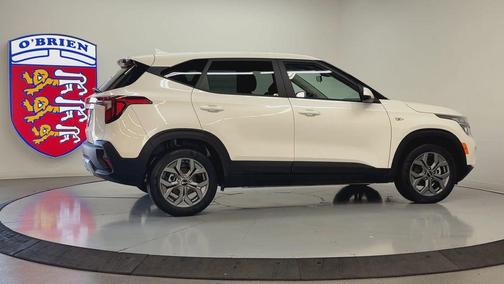Snow White Pearl 2026 Kia Seltos LX