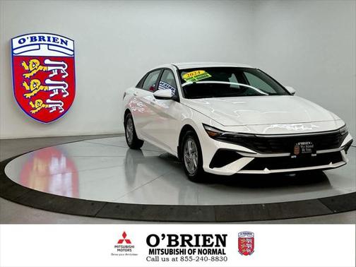 2024 Hyundai ELANTRA SE