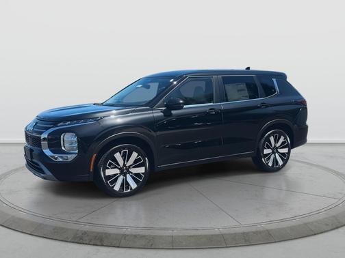 Black Diamond 2026 Mitsubishi Outlander SE